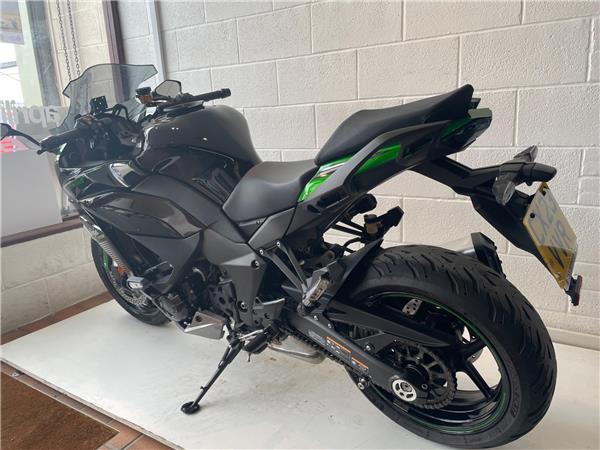 2023 Kawasaki Ninja 1000SX