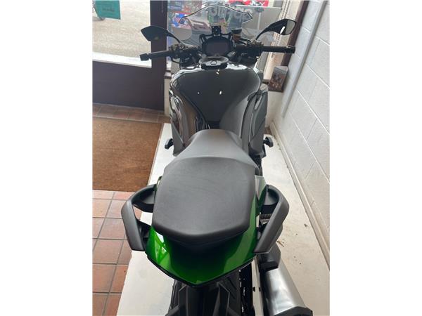 2023 Kawasaki Ninja 1000SX