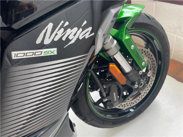 2023 Kawasaki Ninja 1000SX