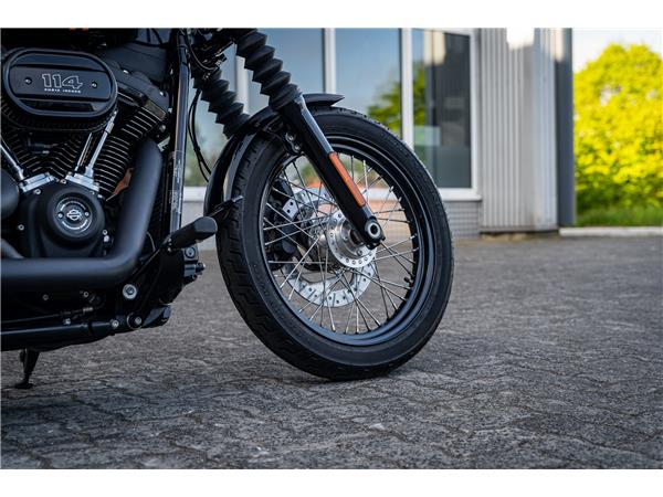 Harley-Davidson Kiel FXBBS STREET BOB 114 SOFTAIL - KESSTECH KOMPLETT