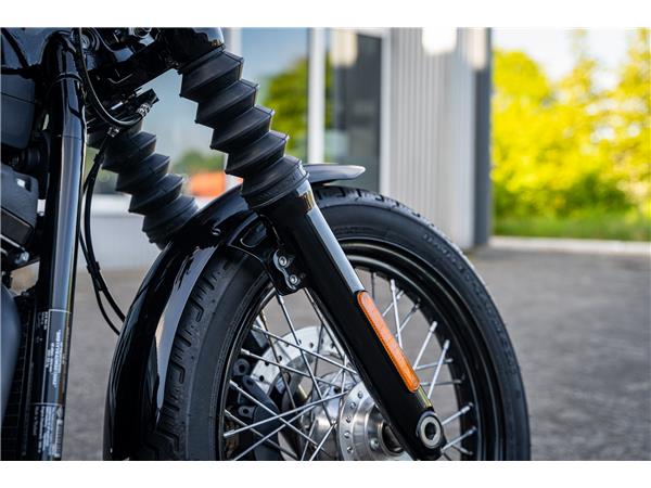 Harley-Davidson Kiel FXBBS STREET BOB 114 SOFTAIL - KESSTECH KOMPLETT
