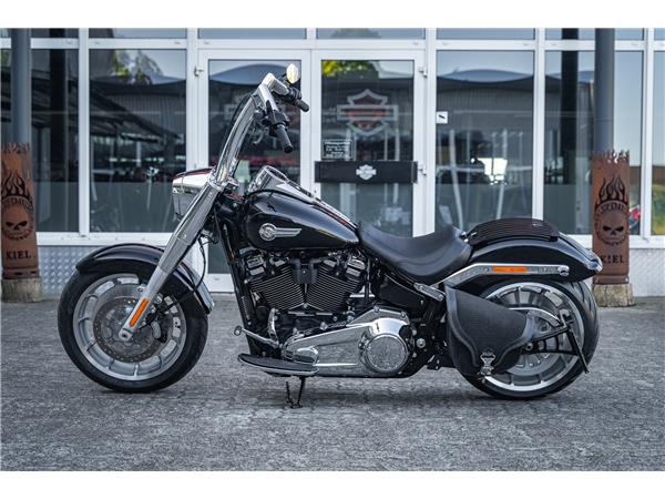 Harley-Davidson Kiel SOTAIL FAT BOY FLFBS 114 - JEKILL&HYDE - FAT APE