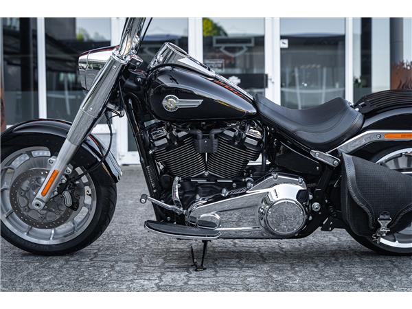 Harley-Davidson Kiel SOTAIL FAT BOY FLFBS 114 - JEKILL&HYDE - FAT APE