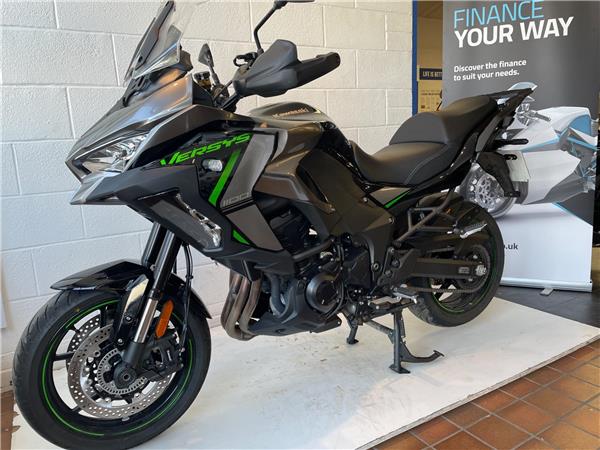 2025 Kawasaki Versys 1100