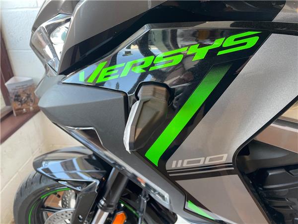 2025 Kawasaki Versys 1100