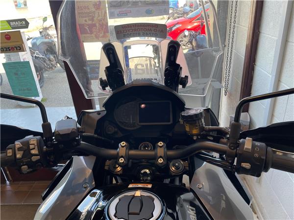 2025 Kawasaki Versys 1100