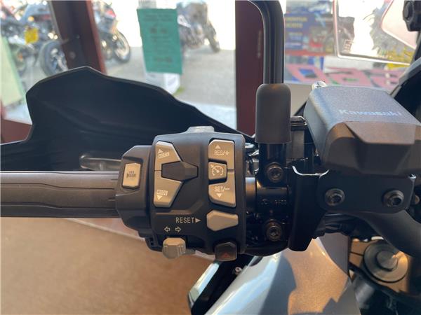 2025 Kawasaki Versys 1100