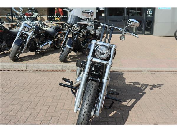 2025 HARLEY-DAVIDSON SOFTAIL STANDARD 