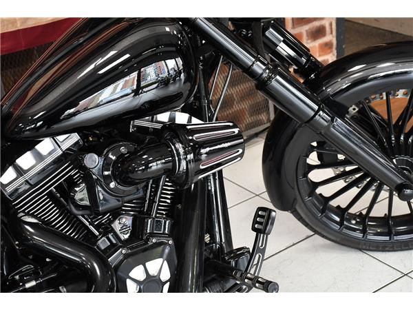 2016 HARLEY-DAVIDSON SOFTAIL FXSB BREAKOUT