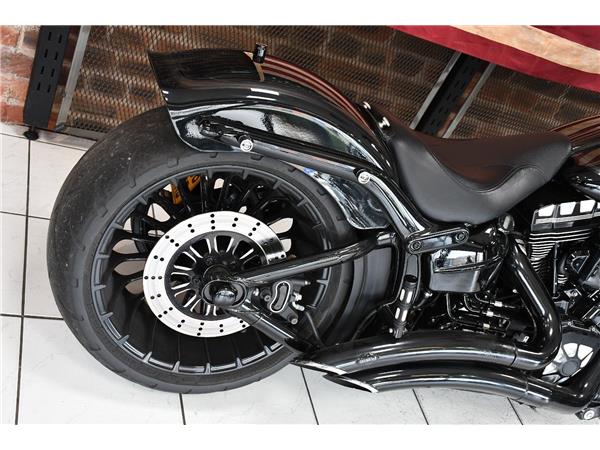 2016 HARLEY-DAVIDSON SOFTAIL FXSB BREAKOUT