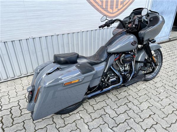 CVO Road Glide Gunship Gray 