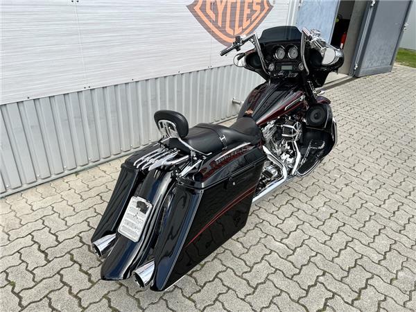 CVO Street Glide 110 