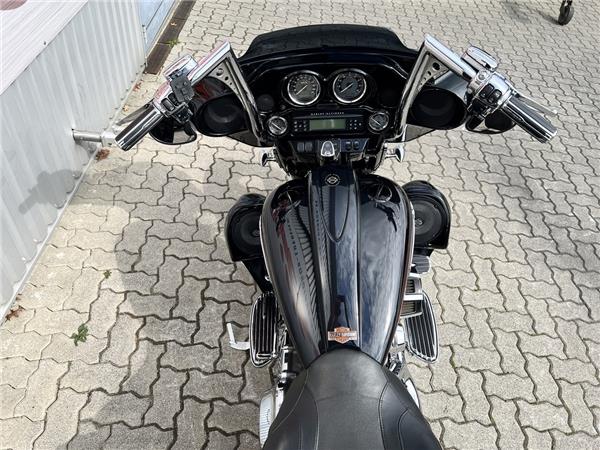 CVO Street Glide 110 