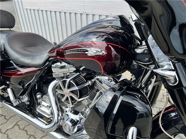 CVO Street Glide 110 