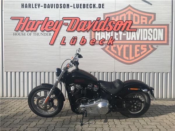 FXST Softail Standard Black Auf A2 drosselbar