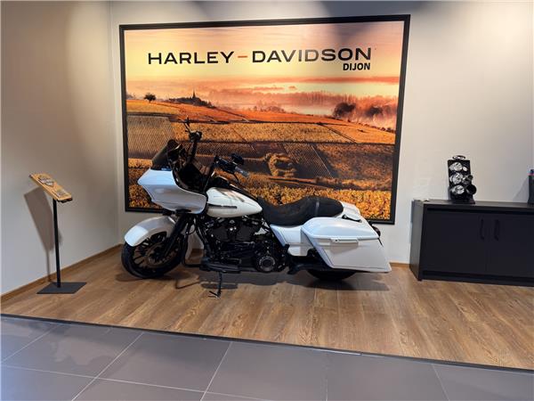 2017 HARLEY-DAVIDSON ROAD GLIDE