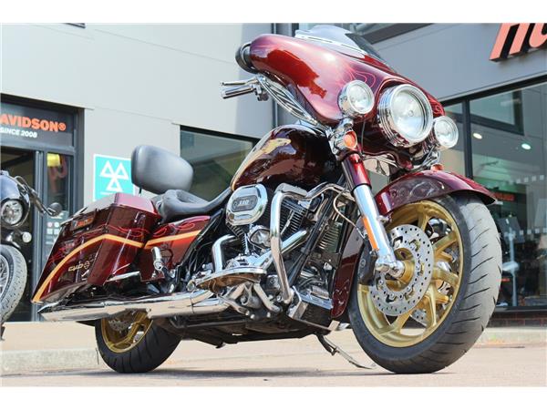 2010 HARLEY-DAVIDSON CVO STREET GLIDE