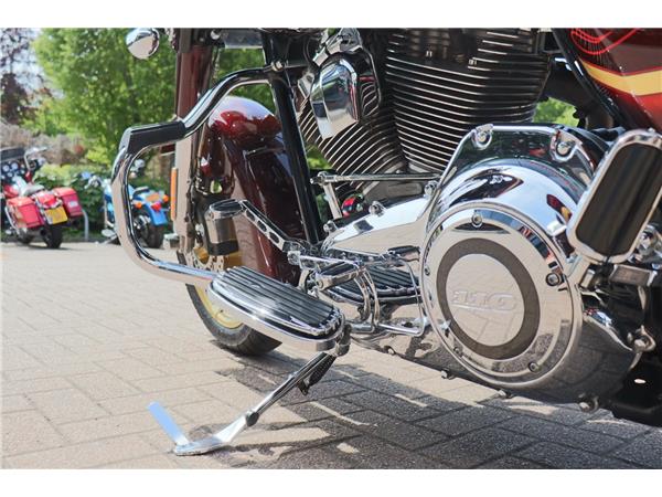 2010 HARLEY-DAVIDSON CVO STREET GLIDE