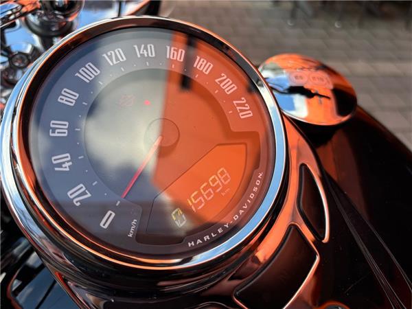 2014 Harley-Davidson Softail Slim FLS Cruiser