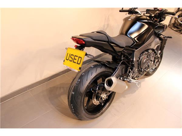 YAMAHA MT-10