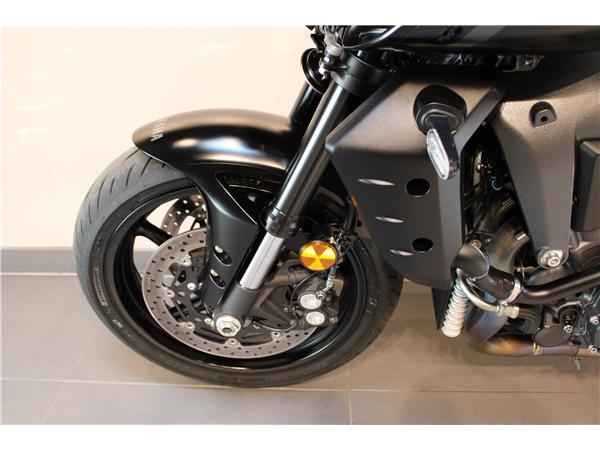 YAMAHA MT-10