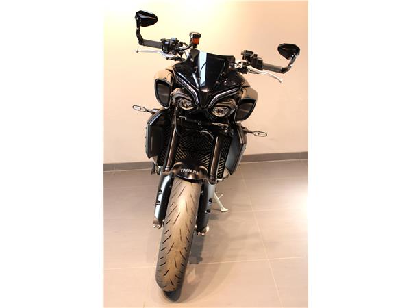 YAMAHA MT-10