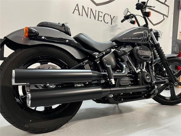 2022 HARLEY-DAVIDSON STREET BOB