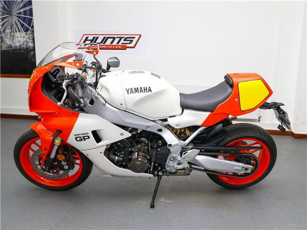 2024 Yamaha XSR900