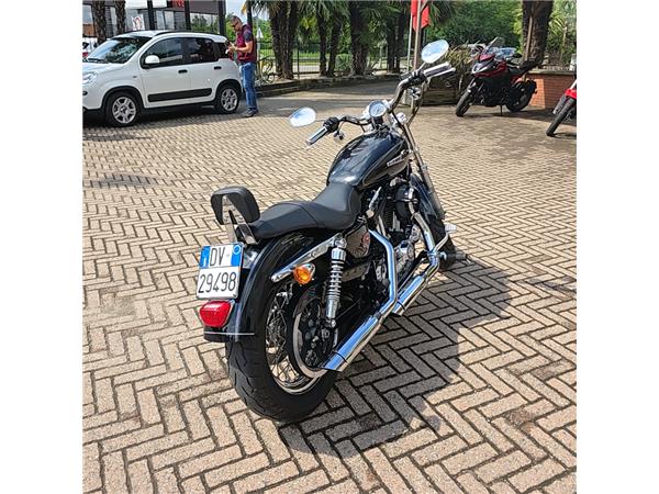 Harley-Davidson Sportster 1200 CUSTOM