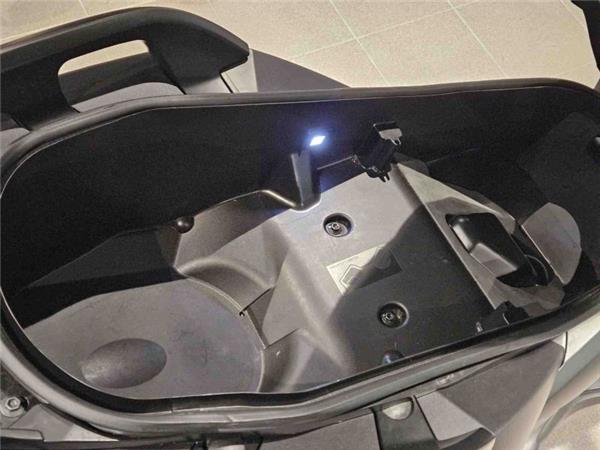2021 Yamaha X-MAX 300 Grey