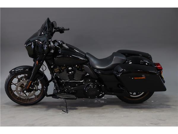 2023 HARLEY-DAVIDSON STREET GLIDE ST