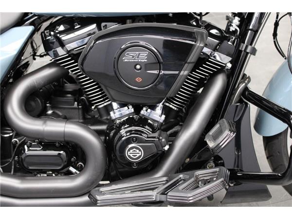 2024 Harley-Davidson Street Glide