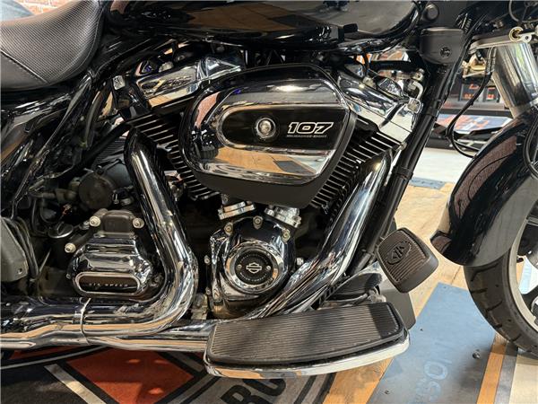 2016 HARLEY-DAVIDSON FREEWHEELER