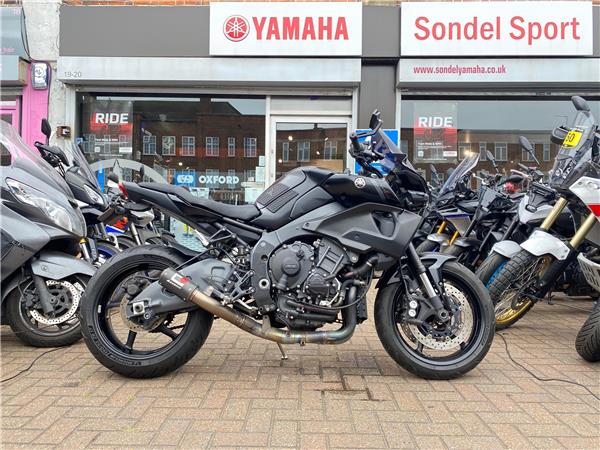 YAMAHA MT10