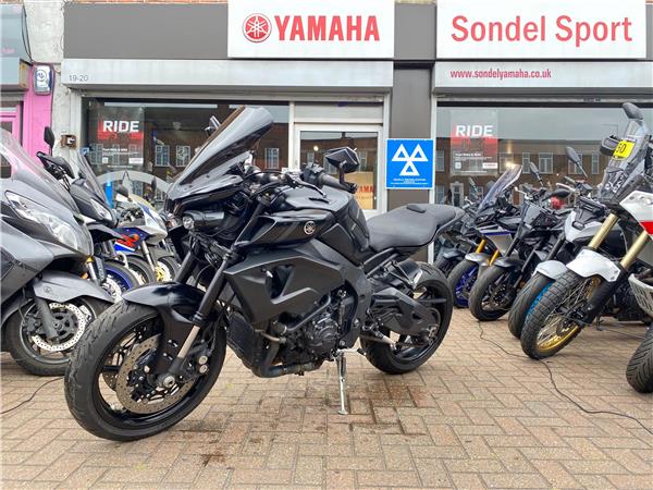 YAMAHA MT10