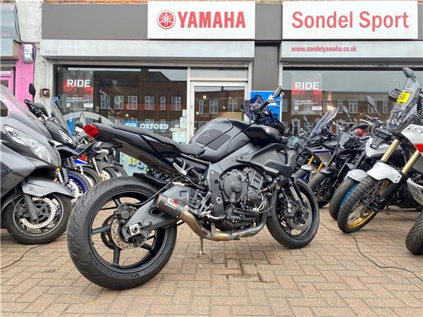 YAMAHA MT10