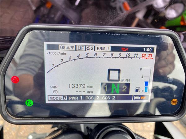 YAMAHA MT10