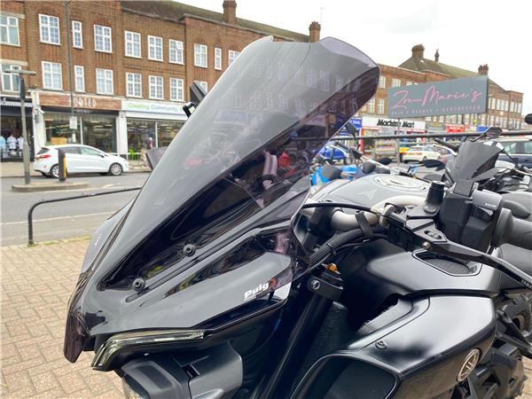 YAMAHA MT10