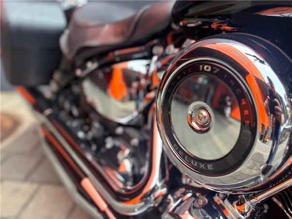 2020 Harley-Davidson Softail Deluxe FLDE