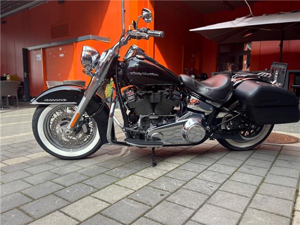 2020 Harley-Davidson Softail Deluxe FLDE