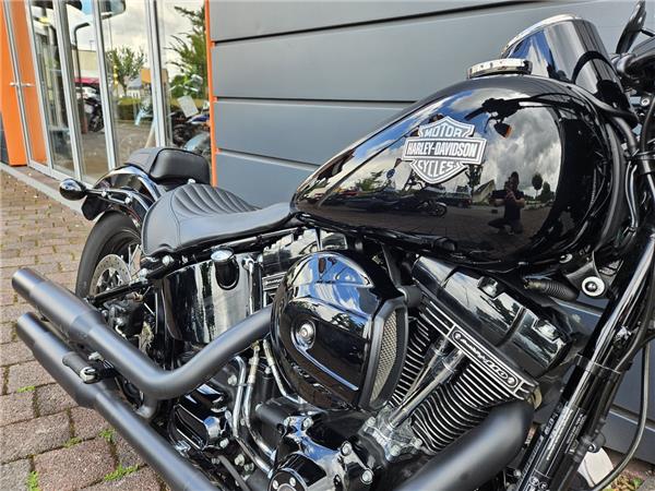FLSS Softail Slim S 2.100 Kilometer