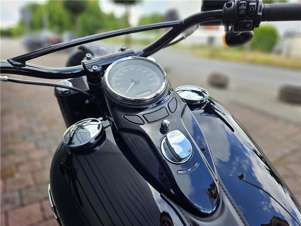 FLSS Softail Slim S 2.100 Kilometer