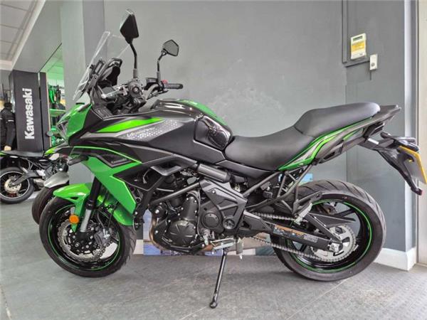 2023 Kawasaki VERSYS 650 GREEN