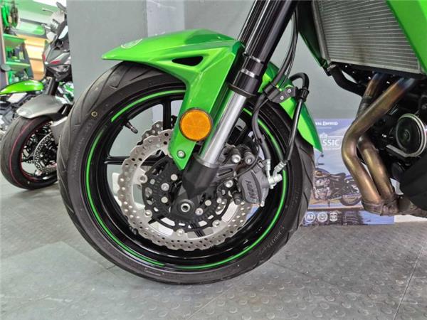 2023 Kawasaki VERSYS 650 GREEN