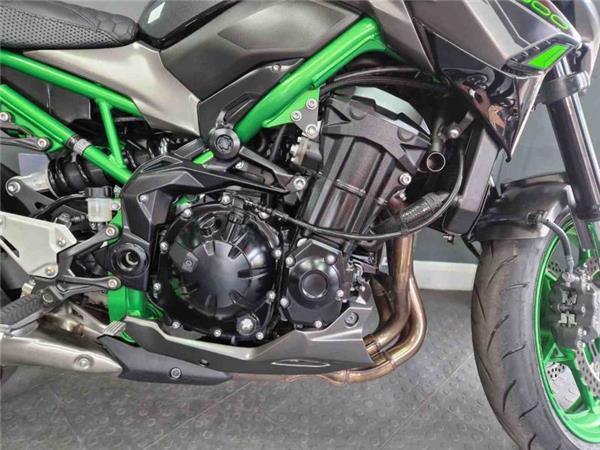 2024 Kawasaki Z900 GREY
