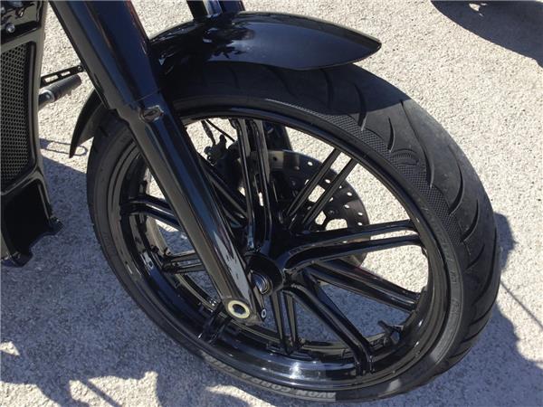 2018 HARLEY-DAVIDSON BREAKOUT 114