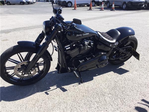 2018 HARLEY-DAVIDSON BREAKOUT 114