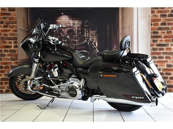 2020 HARLEY-DAVIDSON CVO FLHXSE STREET GLIDE
