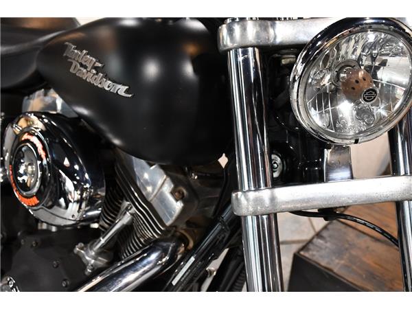 2006 HARLEY-DAVIDSON DYNA FXDB STREET BOB