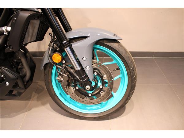 YAMAHA MT-03